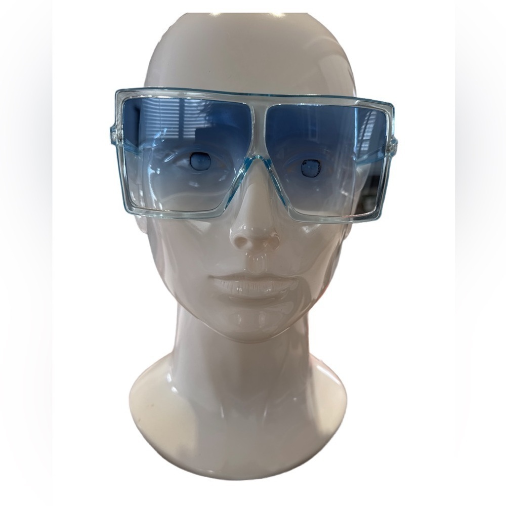 Light Blue Square Oversized Sunglasses UNISEX Flat Top Fashion Shades
0108